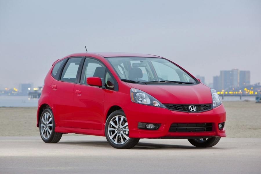  Honda Fit Sport 2012 года  (фото 38 из 42)